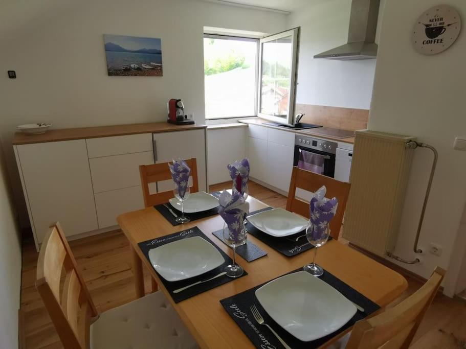 Wohnung Mit Ausblick Im Allgaeu Mit 2 Schlafzimmern Marktoberdorf Ngoại thất bức ảnh